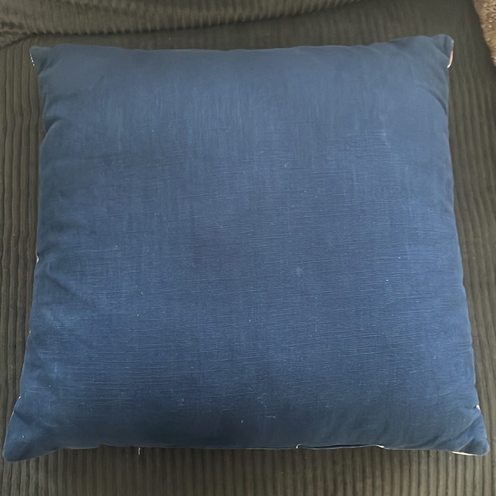Red and Blue Fish Pattern Pillow Bedding - Picture 4 of 4